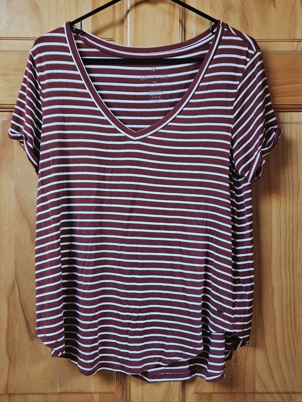 Women's Red & White Stripe V-Neck Short Sleeve Top
